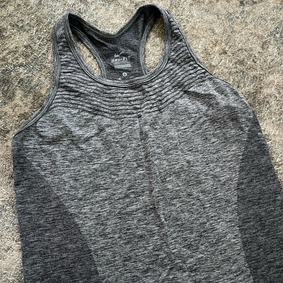 Nike Dry Fit Tank - Picture 3 of 7